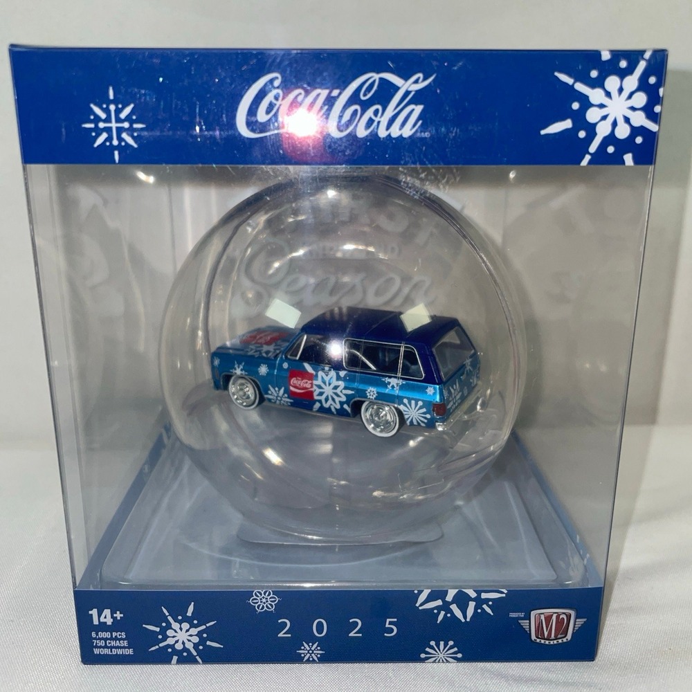M2 Machines Coca-Cola 2025 1973 Chevrolet K5 Blazer Christmas Ornament 1:64 New